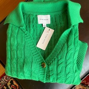 PINK ROSE KELLY GREEN COLLARED CARDIGAN. NWT